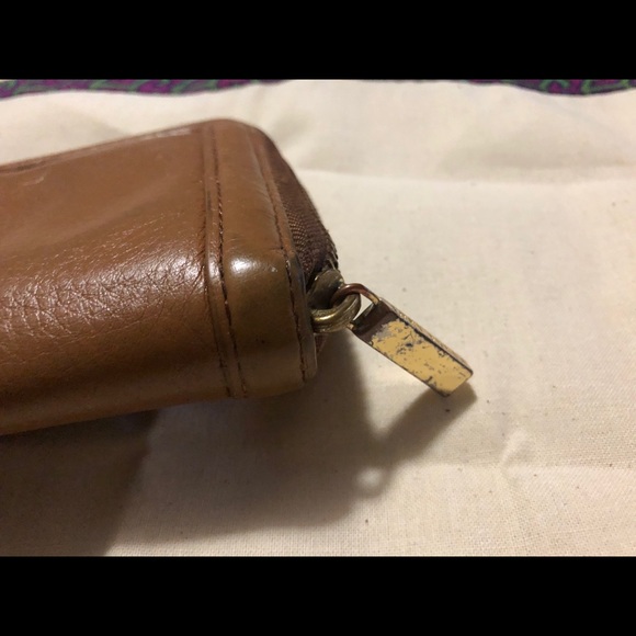 Tory Burch Amanda Continental Wallet - Picture 3 of 5